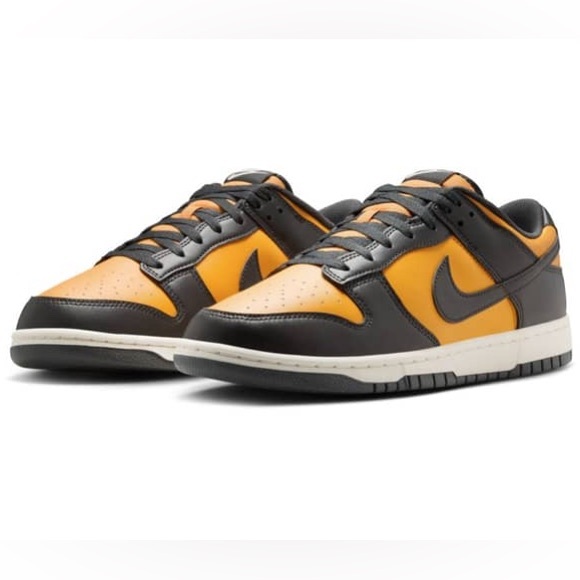 Nike dunk gs
Sundial
Brand new - Picture 5 of 10